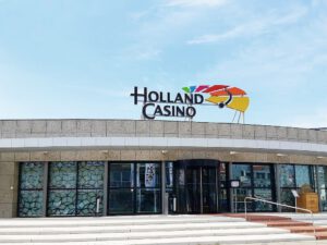1024px Holland_Casino_Zandvoort_ _panoramio